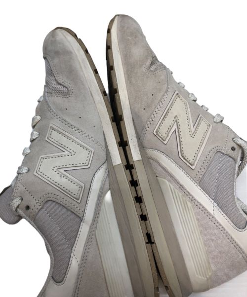 NEW BALANCE（ニューバランス）NEW BALANCE (ニューバランス) スニーカー グレージュ サイズ:US10.5/UK10/EU44.5/JPN28.5の古着・服飾アイテム