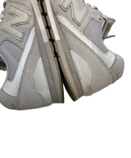 NEW BALANCE（ニューバランス）NEW BALANCE (ニューバランス) スニーカー グレージュ サイズ:US10.5/UK10/EU44.5/JPN28.5の古着・服飾アイテム