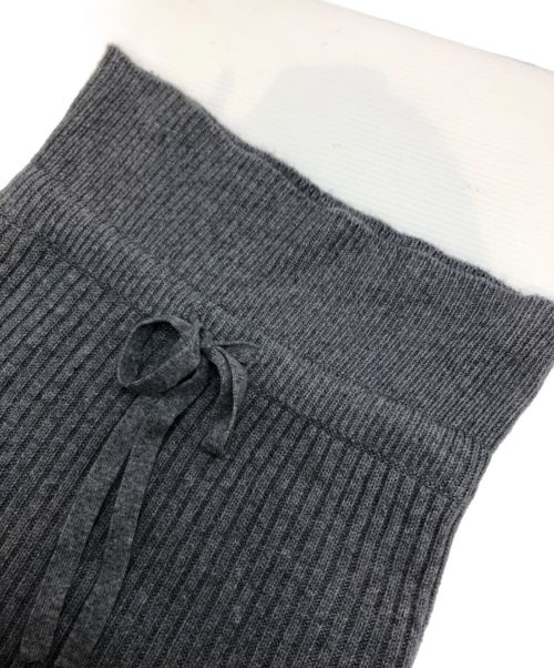 ADORE（アドーア）ADORE (アドーア) ウールカシミヤニットスカート グレー サイズ:38の古着・服飾アイテム