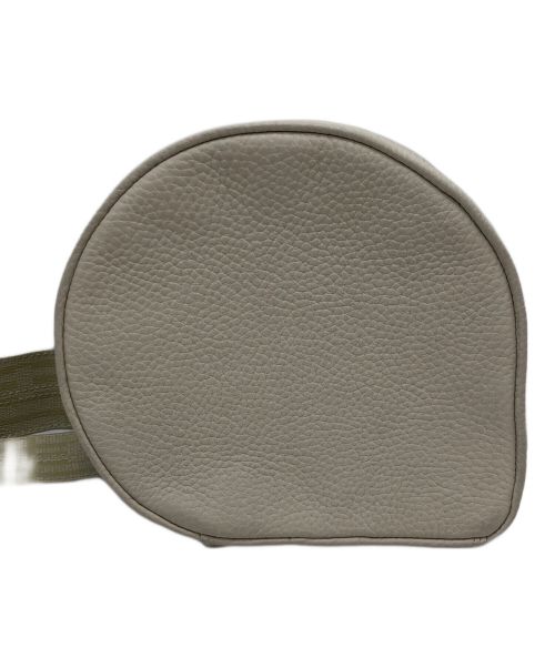 ITTI（イッチ）ITTI (イッチ) ショルダーバッグ アイボリーの古着・服飾アイテム