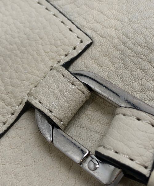 ITTI（イッチ）ITTI (イッチ) ショルダーバッグ アイボリーの古着・服飾アイテム