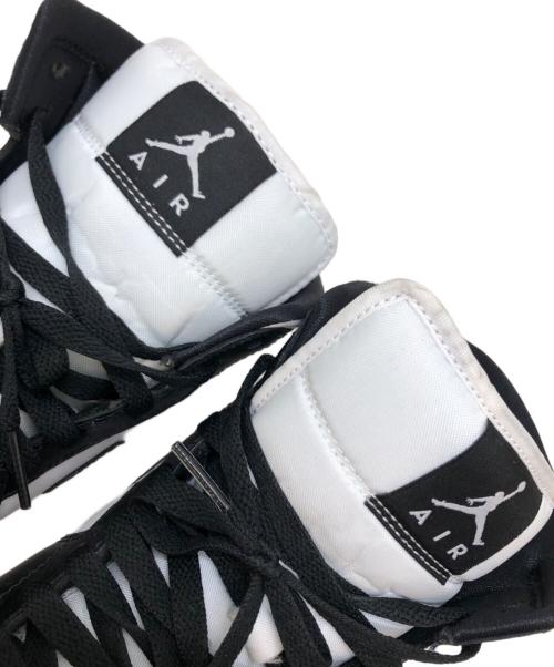 NIKE（ナイキ）NIKE (ナイキ) WMNS AIR JORDAN 1 MID WHITE/BLACK-WHITE ブラック サイズ:US10/UK7.5/EUR42/27cmの古着・服飾アイテム