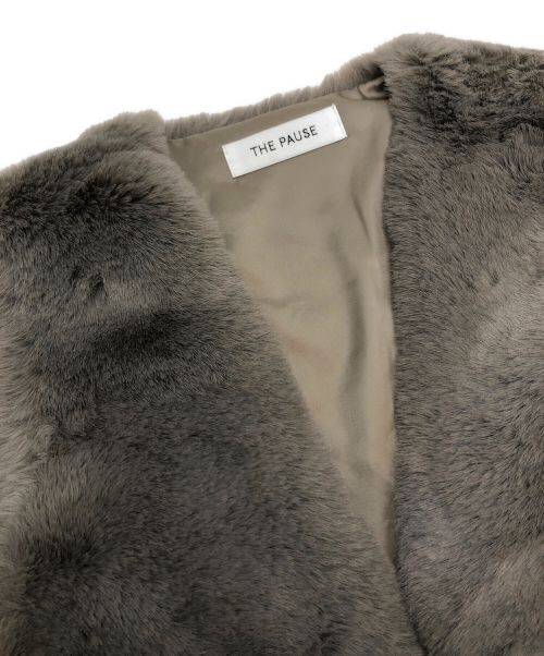 THE PAUSE（ザポーズ）THE PAUSE (ザポーズ) ファーVネックジレ ベージュ サイズ:F 未使用品の古着・服飾アイテム