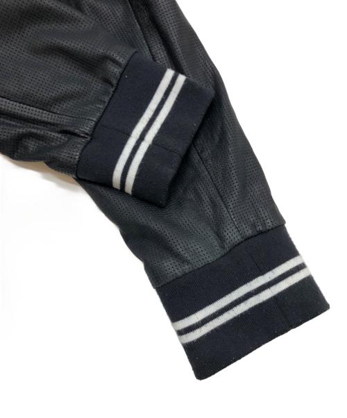 ARMANI JEANS（アルマーニジーンズ）ARMANI JEANS (アルマーニジーンズ) レザー切替レイヤードデニムジャケット インディゴ サイズ:52の古着・服飾アイテム