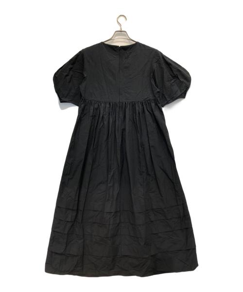 OHGA（オオガ）OHGA (オオガ) タフタワンピース ブラック サイズ:M 未使用品の古着・服飾アイテム