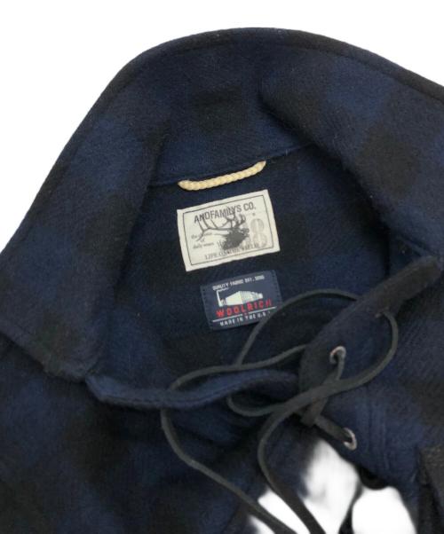 AndFamily（アンドファミリー）AndFamily (アンドファミリー) WOOLRICH (ウールリッチ) レースアップシャツ ネイビー サイズ:Mの古着・服飾アイテム