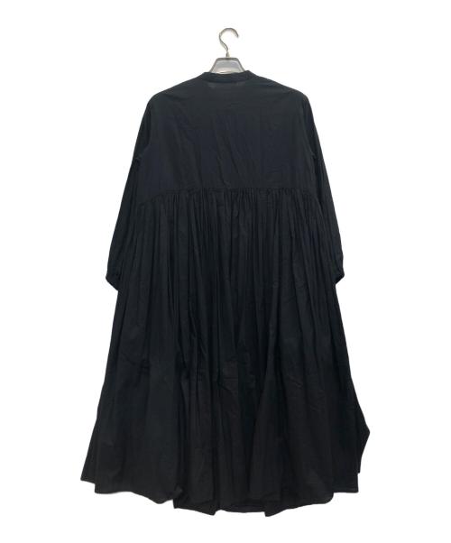 BEARDSLEY（ビアズリー）BEARDSLEY (ビアズリー) パールボタンギャザーワンピース ブラックの古着・服飾アイテム