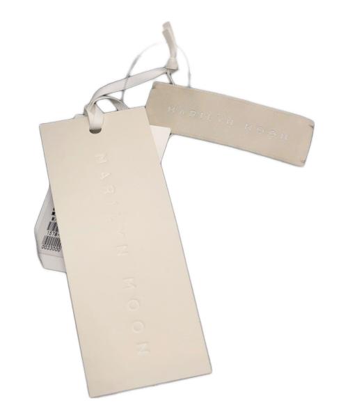 MARILYN MOON（マリリンムーン）MARILYN MOON (マリリンムーン) milano rib padded taffeta shaggy jacket グレー サイズ:FREE 未使用品の古着・服飾アイテム