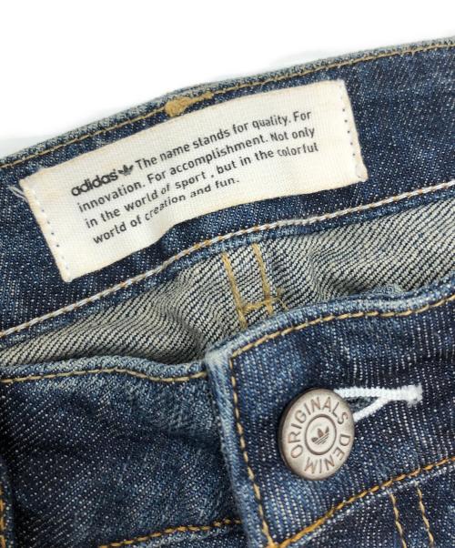 adidas（アディダス）adidas (アディダス) JEREMY SCOTT (ジェレミースコット) ウイングデニムパンツ インディゴ サイズ:27の古着・服飾アイテム