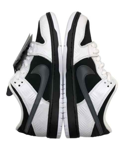 NIKE（ナイキ）NIKE TIGHTBOOTH PRODUCTION Nike SB Dunk Low Pro QS Black and White ブラック サイズ:UK8.5/EUR43/BR41/CN275(2.5) 未使用品の古着・服飾アイテム
