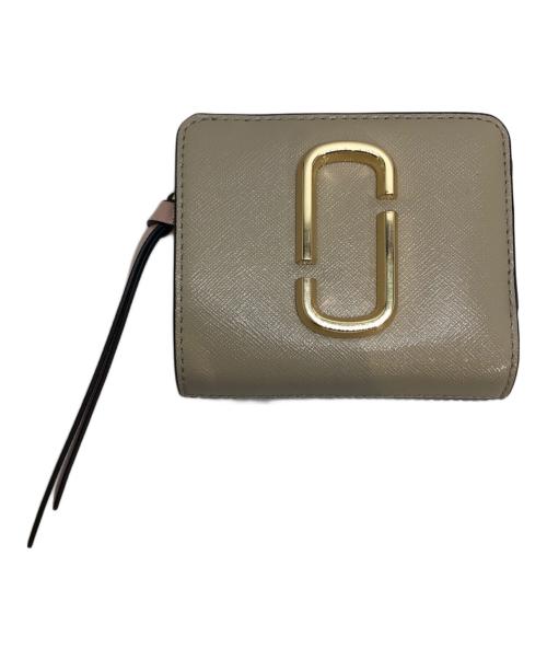MARC JACOBS（マークジェイコブズ）MARC JACOBS (マーク ジェイコブス) ザ スナップショット ミニ コンパクトウォレット ベージュの古着・服飾アイテム