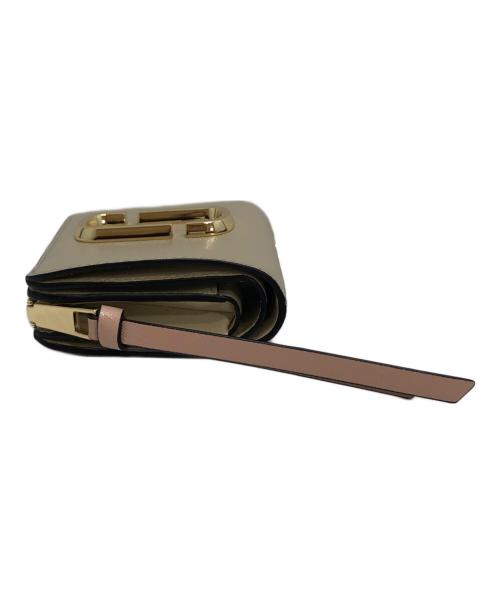 MARC JACOBS（マークジェイコブズ）MARC JACOBS (マーク ジェイコブス) ザ スナップショット ミニ コンパクトウォレット ベージュの古着・服飾アイテム