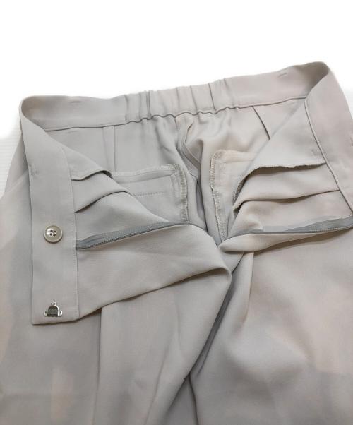 SOEJU（ソージュ）SOEJU (ソージュ) タックパンツ グレー サイズ:Lの古着・服飾アイテム