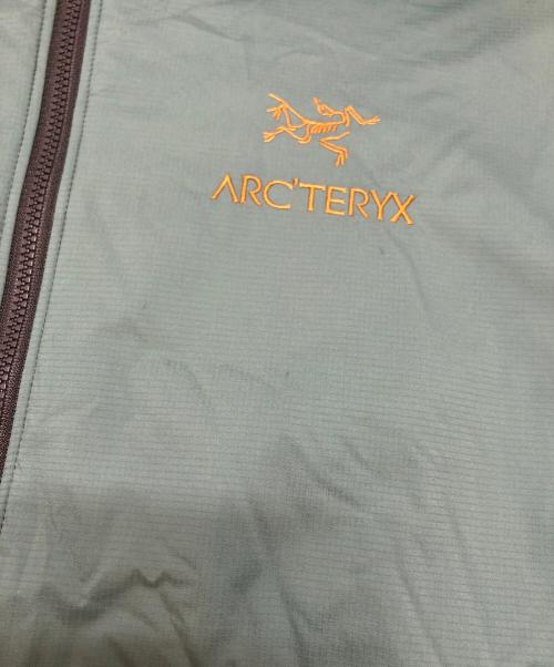 ARC'TERYX（アークテリクス）ARC'TERYX (アークテリクス) ATOM HOODY M グリーン サイズ:Sの古着・服飾アイテム