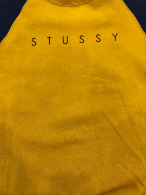 stussy（ステューシー）stussy (ステューシー) ツートンラグランスウェット イエロー サイズ:Ｍの古着・服飾アイテム