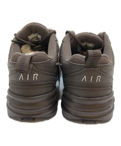 NIKE（ナイキ）NIKE (ナイキ) エアモナーク ブラウン サイズ:US7/UK6/EUR40/CM25 未使用品の古着・服飾アイテム