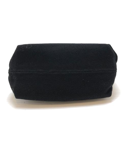 MM6 Maison Margiela（エムエムシックスメゾンマルジェラ）MM6 Maison Margiela (エムエムシックスメゾンマルジェラ) キャンバスショルダーバッグ ブラック 未使用品の古着・服飾アイテム