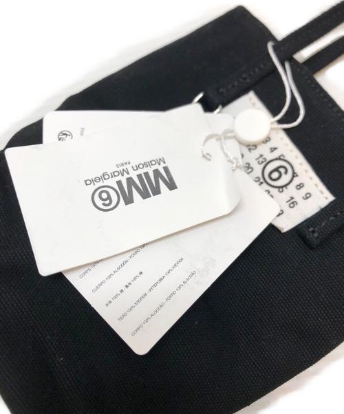 MM6 Maison Margiela（エムエムシックスメゾンマルジェラ）MM6 Maison Margiela (エムエムシックスメゾンマルジェラ) キャンバスショルダーバッグ ブラック 未使用品の古着・服飾アイテム