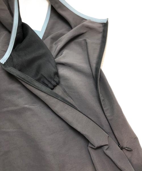 avec deuxclefs（アヴェクデュクレ）avec deuxclefs (アヴェクデュクレ) オープンバックドレス ブラック サイズ:Mの古着・服飾アイテム