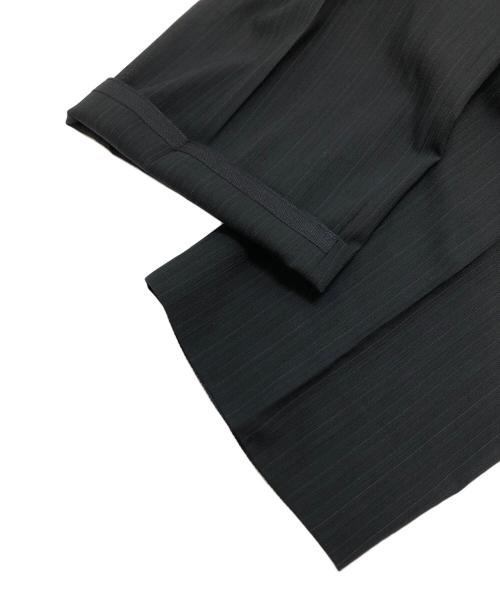 ARMANI COLLEZIONI（アルマーニ コレツィオーニ）ARMANI COLLEZIONI (アルマーニ コレツィオーニ) セットアップ グレー サイズ:46/Ｒの古着・服飾アイテム