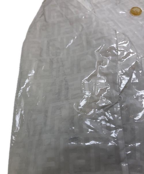 FENDI JEANS（フェンディ ジーンズ）FENDI jeans (フェンディ ジーンズ) ズッカ柄PVCコート ホワイト サイズ:36の古着・服飾アイテム