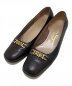 Salvatore Ferragamoサルヴァトーレ フェラガモ）の古着「ガンチーニスクエアトゥパンプス」｜ダークブラウン