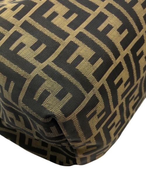 FENDI（フェンディ）FENDI (フェンディ) ズッカ柄トートバッグ ブラウンの古着・服飾アイテム