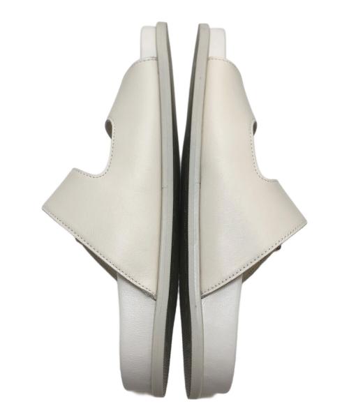 JIMMY CHOO（ジミーチュウ）JIMMY CHOO (ジミーチュウ) FAYENCE SANDAL ホワイト サイズ:36の古着・服飾アイテム