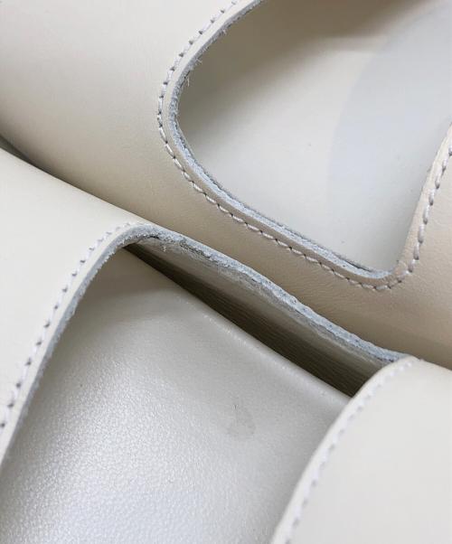 JIMMY CHOO（ジミーチュウ）JIMMY CHOO (ジミーチュウ) FAYENCE SANDAL ホワイト サイズ:36の古着・服飾アイテム