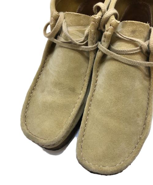 CLARKS（クラークス）CLARKS (クラークス) ワラビーブーツ ベージュ サイズ:42の古着・服飾アイテム