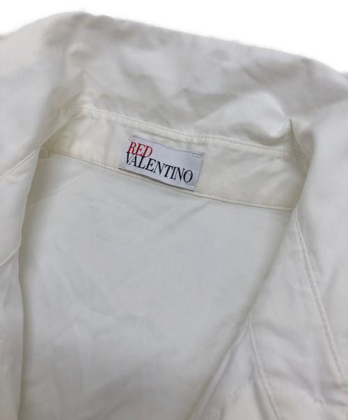 RED VALENTINO（レッドヴァレンティノ）RED VALENTINO (レッドヴァレンティノ) 半袖シャツ ホワイト サイズ:40の古着・服飾アイテム