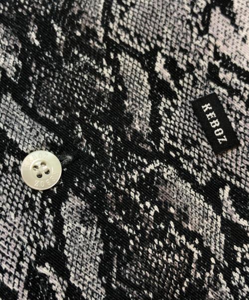 KEBOZ（ケボズ）KEBOZ (ケボズ) パイソン柄シャツ グレー サイズ:Mの古着・服飾アイテム