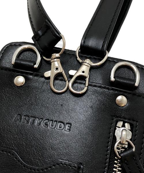 artycude（アーティキュード）artycude (アーティキュード) 大人が持ちたいスマホポーチ ブラックの古着・服飾アイテム