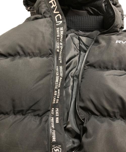RVCA（ルーカ）RVCA (ルーカ) PUFFER JACKET ジャケット ホワイト サイズ:L 未使用品の古着・服飾アイテム