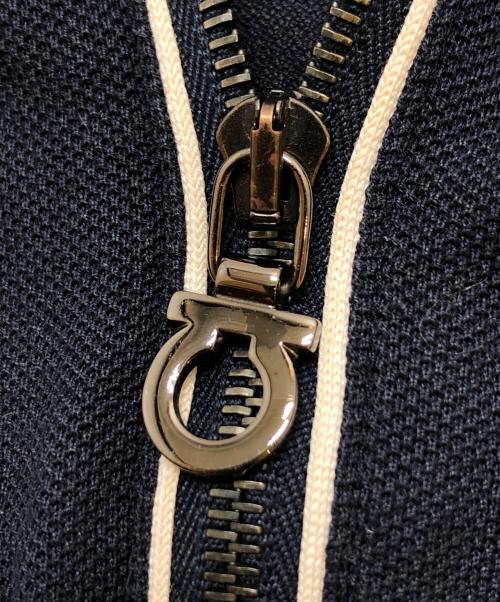 Salvatore Ferragamo（サルヴァトーレ フェラガモ）Salvatore Ferragamo (サルヴァトーレ フェラガモ) ガンチーニジップポロシャツ ネイビー サイズ:Lの古着・服飾アイテム