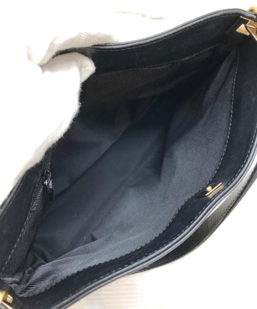 GUCCI（グッチ）GUCCI (グッチ) GGキャンバスワンショルダーバッグ ブラックの古着・服飾アイテム