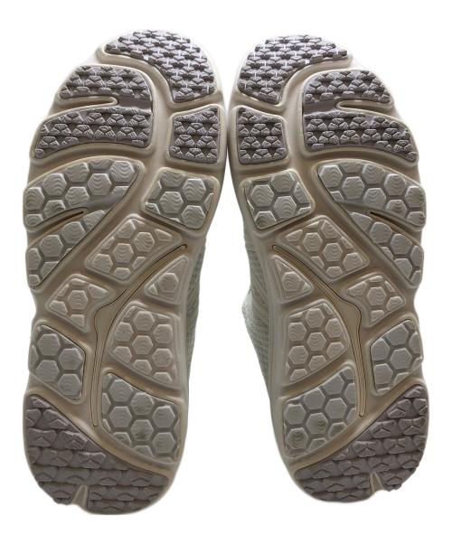 HOKAONEONE（ホカオネオネ）HOKAONEONE (ホカオネオネ) Engineered Garments (エンジニアードガーメンツ) BONDI 6 ホワイト サイズ:27.5の古着・服飾アイテム