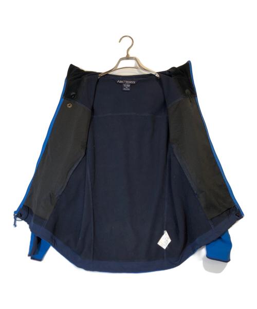 ARC'TERYX（アークテリクス）ARC'TERYX (アークテリクス) ソフトシェルジャケット ブルー サイズ:Ｓの古着・服飾アイテム