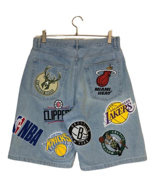 NBA（エヌビーエー）NBA (エヌビーエー) FREAK'S STORE (フリークストア) 別注NBA チーム刺繍 ビックシルエット デニムショーツ インディゴ サイズ:Mの古着・服飾アイテム