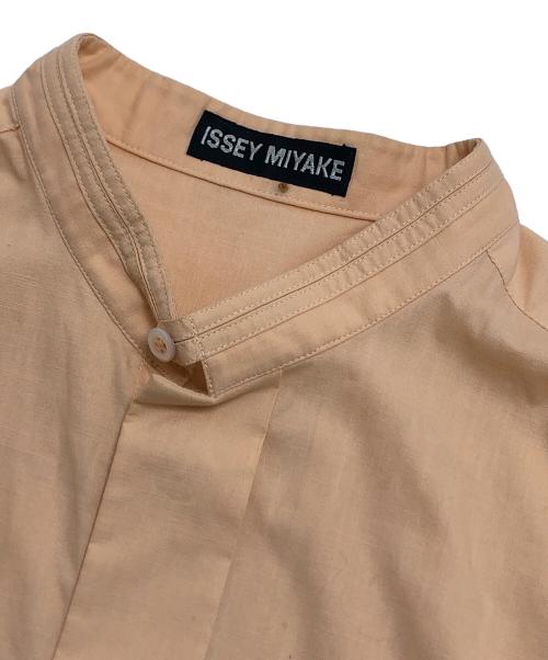ISSEY MIYAKE（イッセイミヤケ）ISSEY MIYAKE (イッセイミヤケ) スタンドカラーシャツ オレンジ サイズ:Mの古着・服飾アイテム