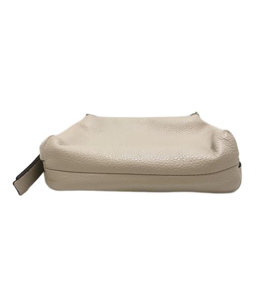 GIANNI CHIARINI（ジャンニ キアリーニ）GIANNI CHIARINI (ジャンニ キアリーニ) バッグ ベージュの古着・服飾アイテム