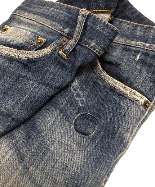 DSQUARED2（ディースクエアード）DSQUARED2 (ディースクエアード) ダメージ加工デニムパンツ インディゴ サイズ:44の古着・服飾アイテム