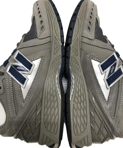 NEW BALANCE（ニューバランス）NEW BALANCE (ニューバランス) M1906RB グレー サイズ:UMM4.5/UK4/EU37/225MMの古着・服飾アイテム