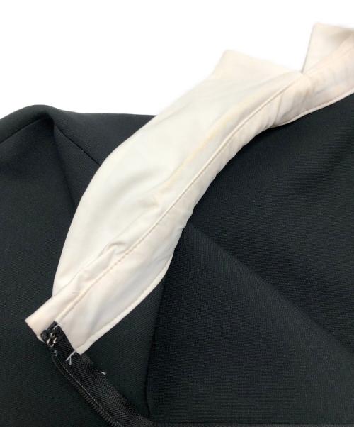 LE PHIL（ル フィル）LE PHIL (ル フィル) スキューバダンボールブラウス ブラック サイズ:Freeの古着・服飾アイテム