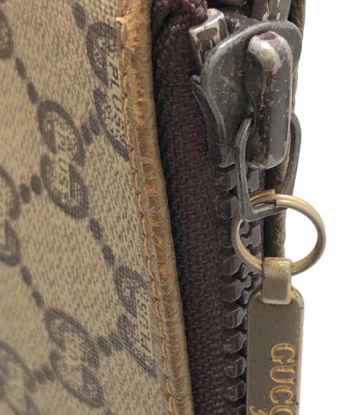 GUCCI PLUS（グッチ プラス）GUCCI PLUS (グッチ プラス) クラッチバッグ ベージュの古着・服飾アイテム