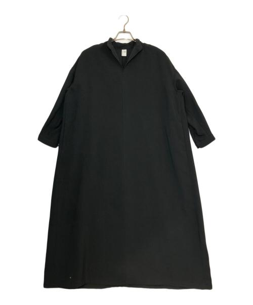 NO CONTROL AIR（ノーコントロールエアー）no control air (ノーコントロールエアー) デッドエアポリエステル高密度バックサテンスタンドカラーワンピース ブラック サイズ:38の古着・服飾アイテム