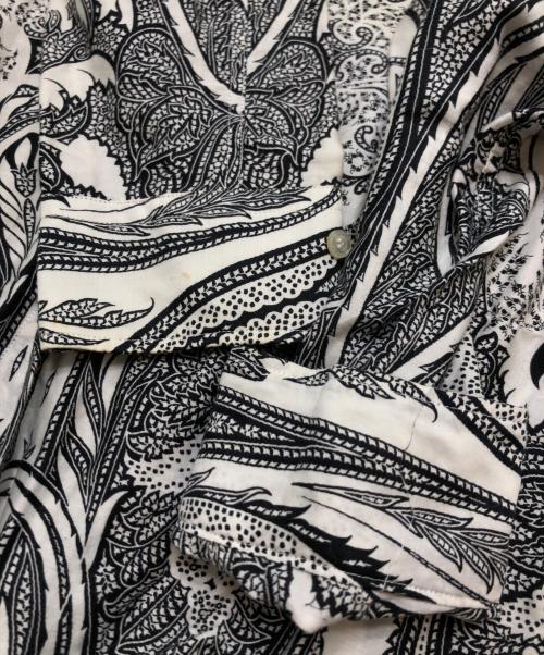 ETRO（エトロ）ETRO (エトロ) ペイズリー柄シャツ ホワイト×ブラック サイズ:Mの古着・服飾アイテム