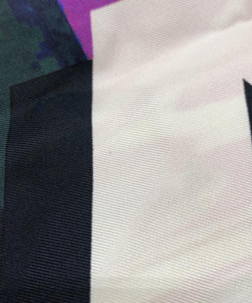 CHANEL（シャネル）CHANEL (シャネル) 車柄大判スカーフ マルチカラーの古着・服飾アイテム