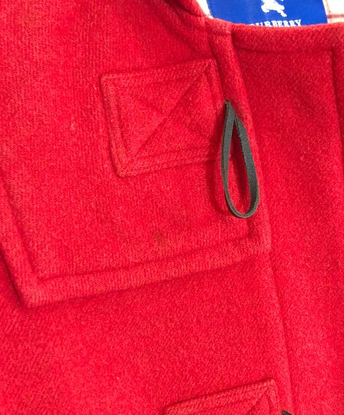 BURBERRY BLUE LABEL（バーバリーロンドンブルーレーベル）BURBERRY BLUE LABEL (バーバリーロンドンブルーレーベル) ダッフルコート レッド サイズ:38の古着・服飾アイテム