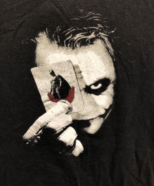 THE DARK KNIGHT（ダークナイト）the dark knight (ダークナイト) GILDAN (ギルダン) プリントTシャツ ブラック サイズ:Lの古着・服飾アイテム